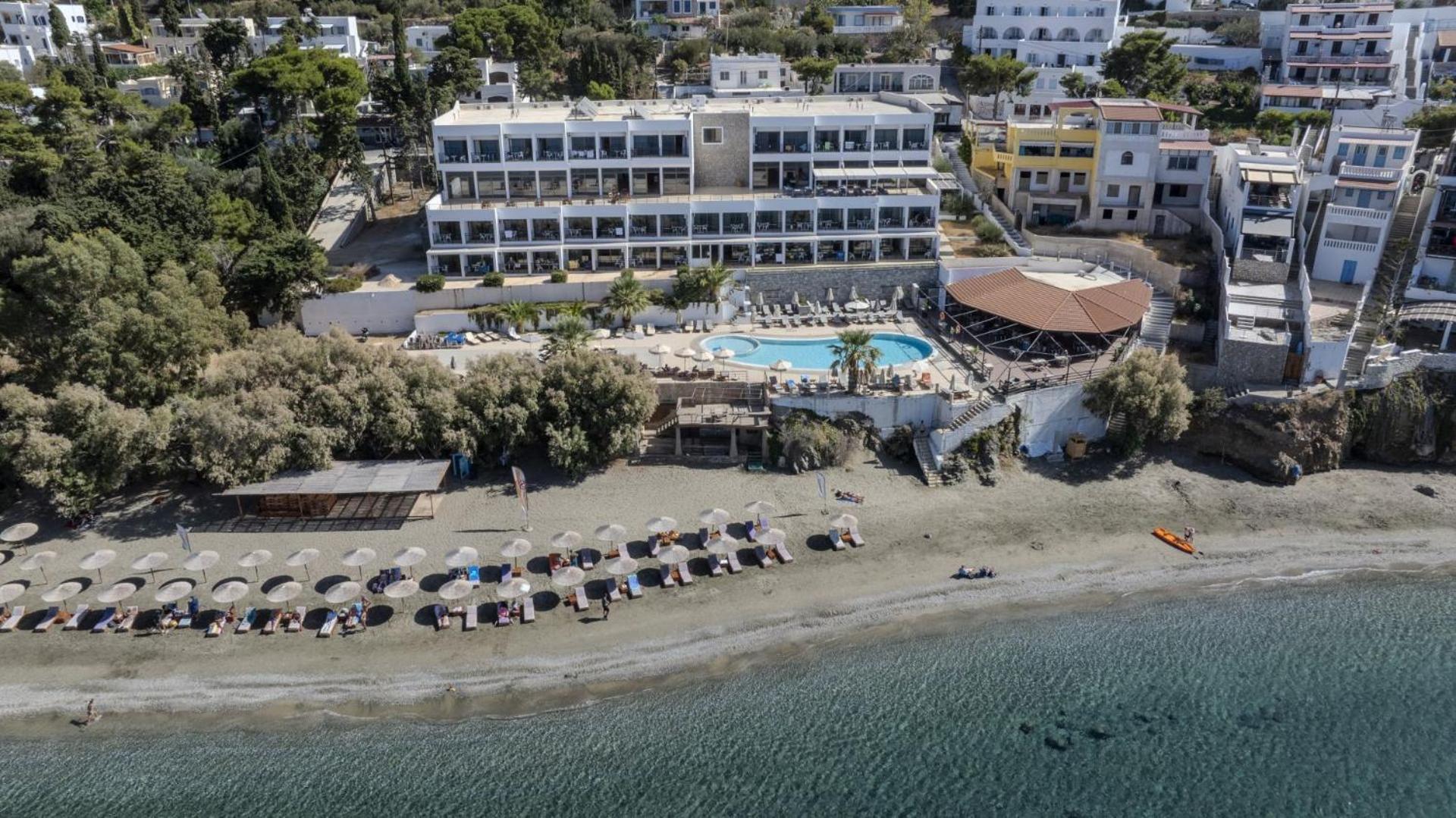Plaza Hotel Masouri Exteriör bild