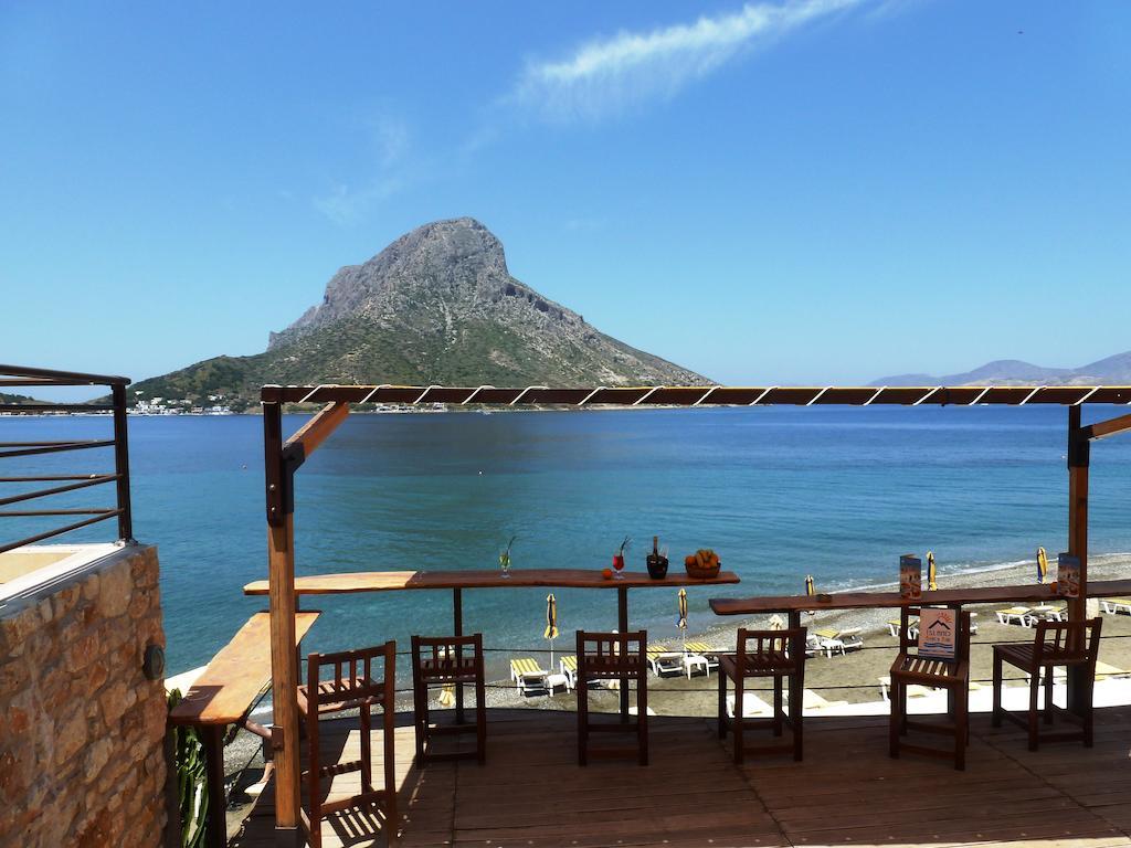 Plaza Hotel Masouri Exteriör bild